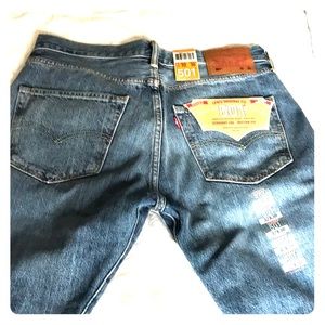 Levi’s 501 straight leg button fly jeans 32x30